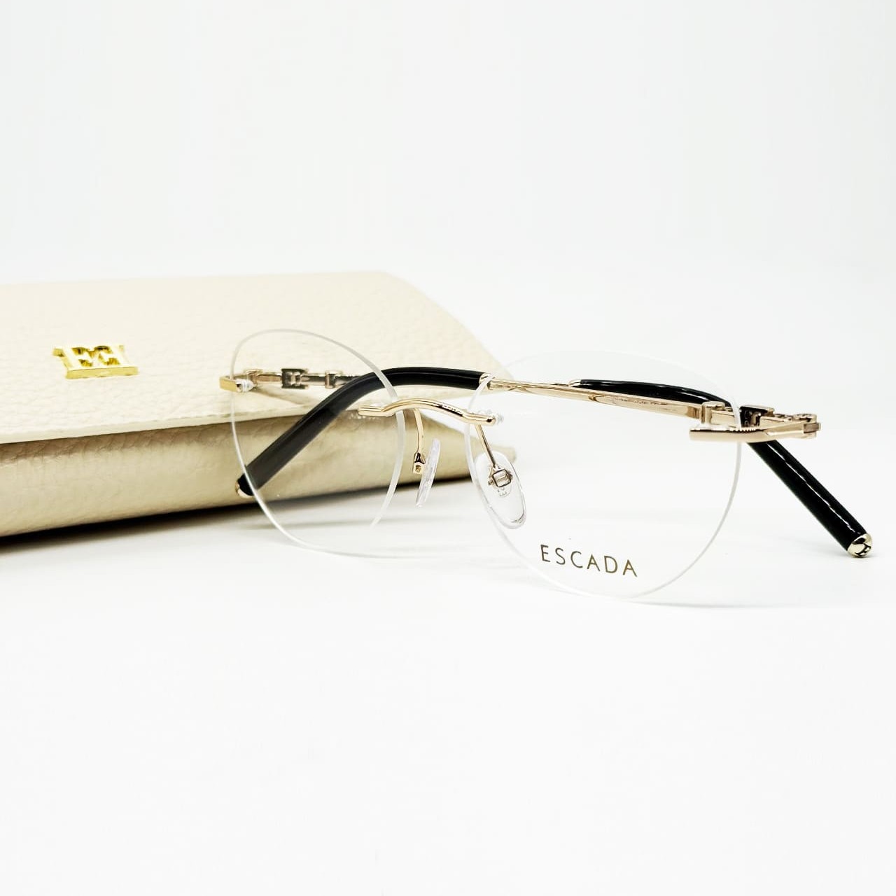 Оправа Escada с футляром VESE72 C0300 54-16-140 — 5