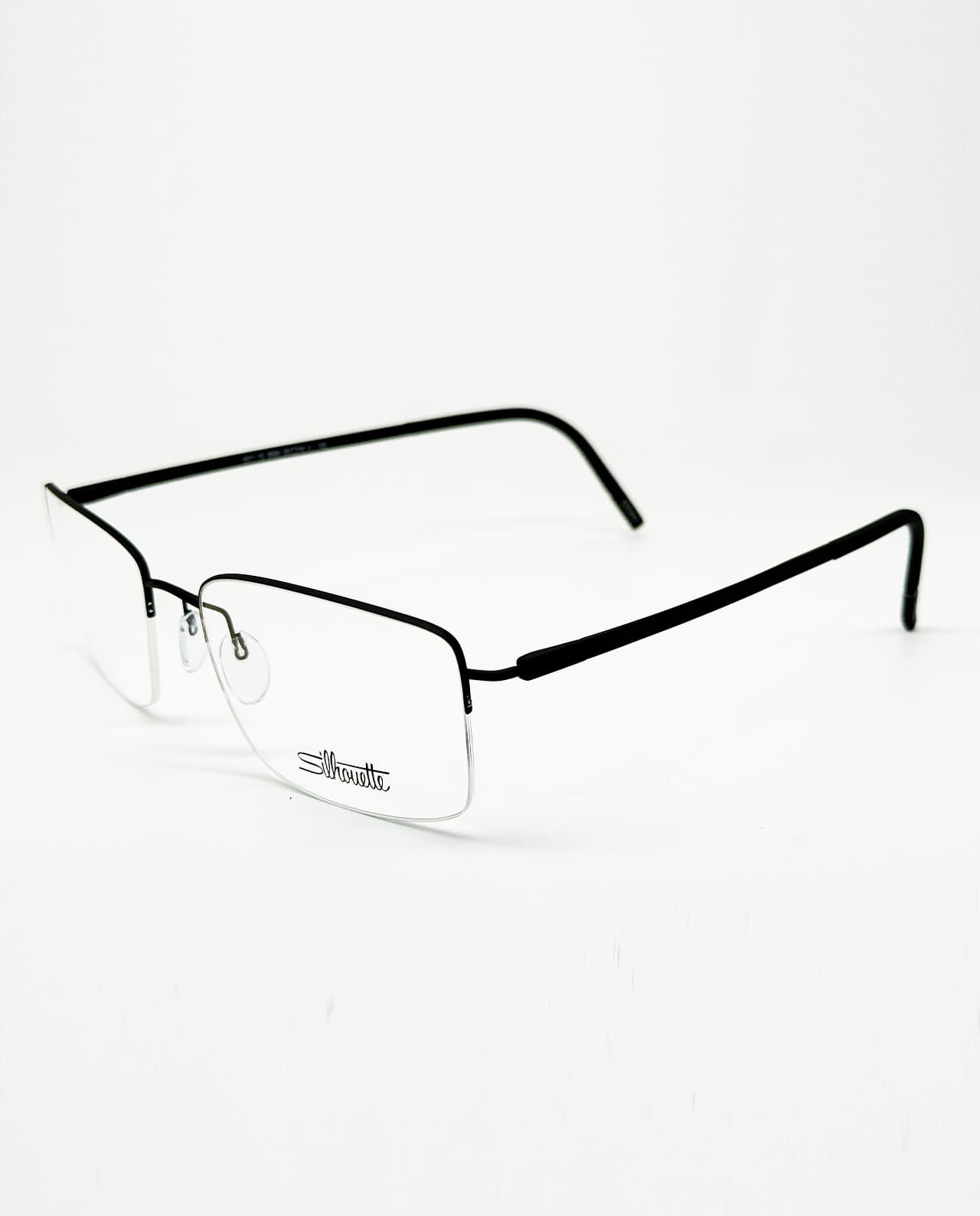 Оправа Silhouette с футляром Dynamic Dawn - Jet Black 5571 75 9040 55-18-145 2